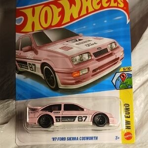 Ford Sierra Cosworth Hot Wheels - Light Pink